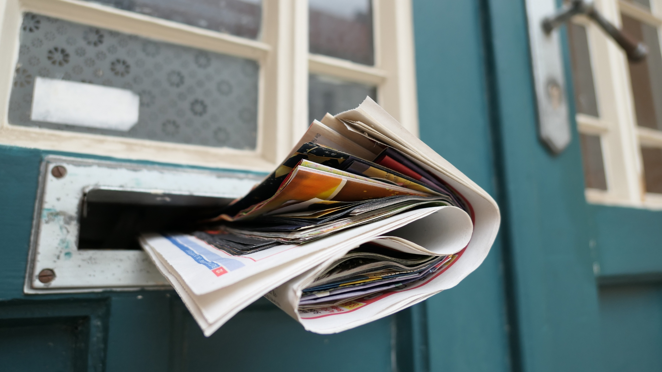 Direct mail flyer distribution